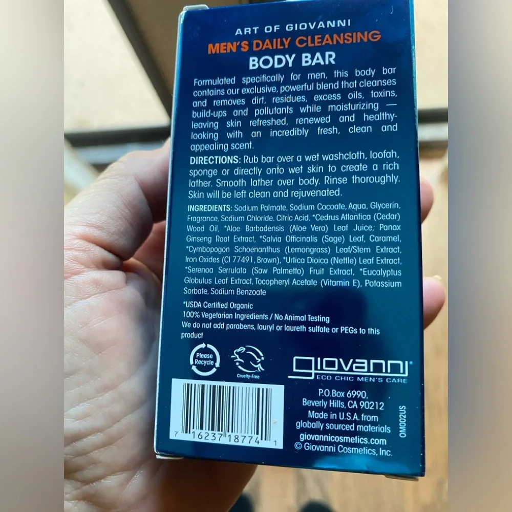 Art of Giovanni for Men  daily cleansing body bar with Ginseng and Eucalyptus
